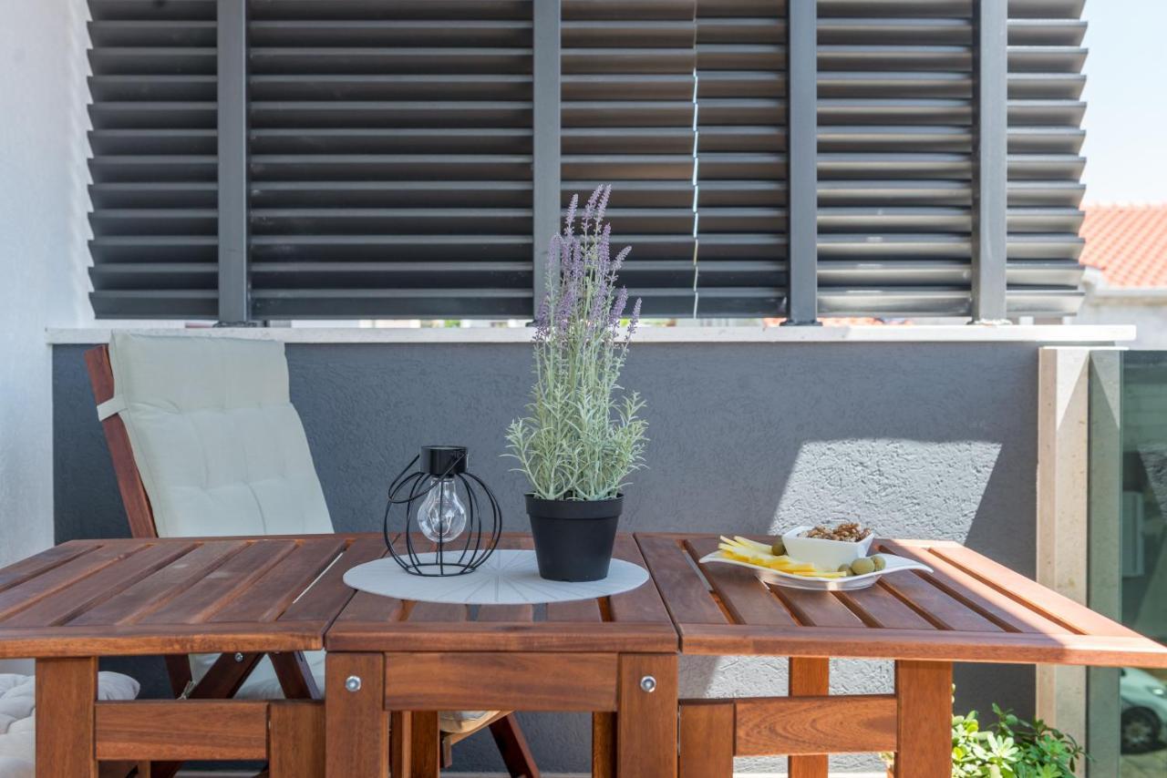 New And Chic Place Near Old Town Of Trogir Exteriér fotografie
