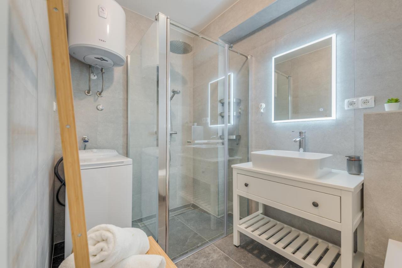 New And Chic Place Near Old Town Of Trogir Exteriér fotografie