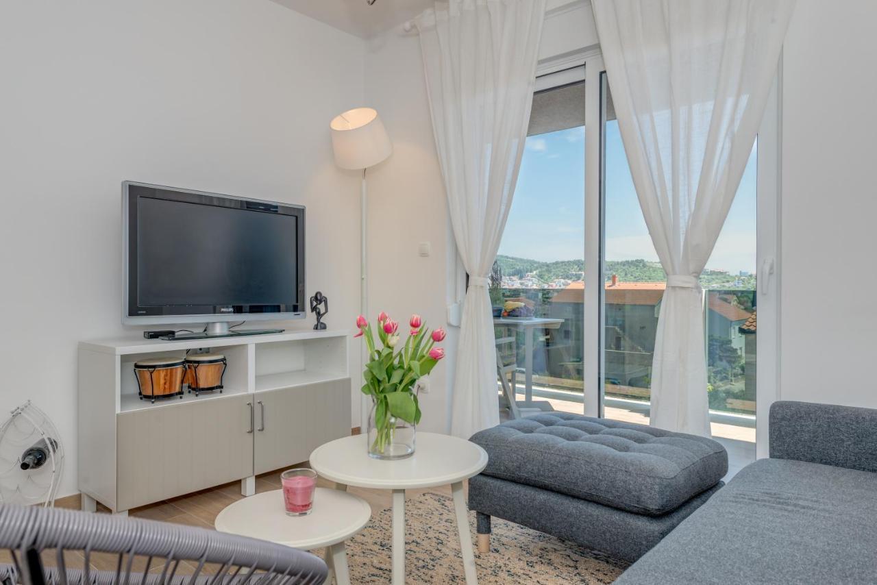 New And Chic Place Near Old Town Of Trogir Exteriér fotografie